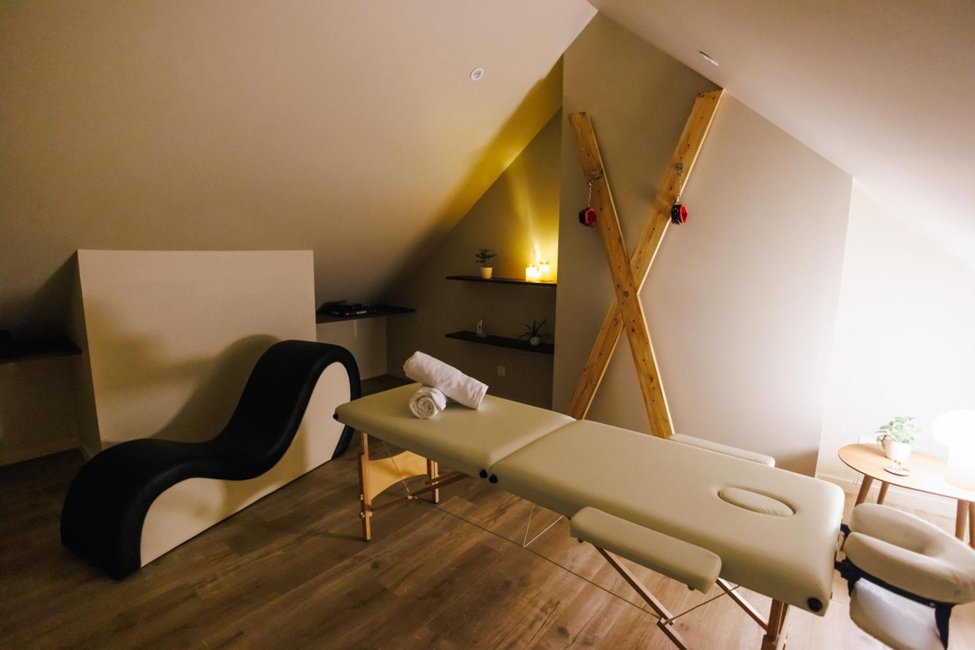Eden Room - Luxe, Balneo & Sauna Le Mans Bagian luar foto