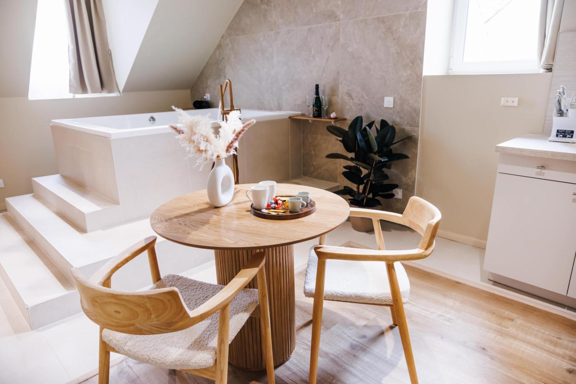 Eden Room - Luxe, Balneo & Sauna Le Mans Bagian luar foto