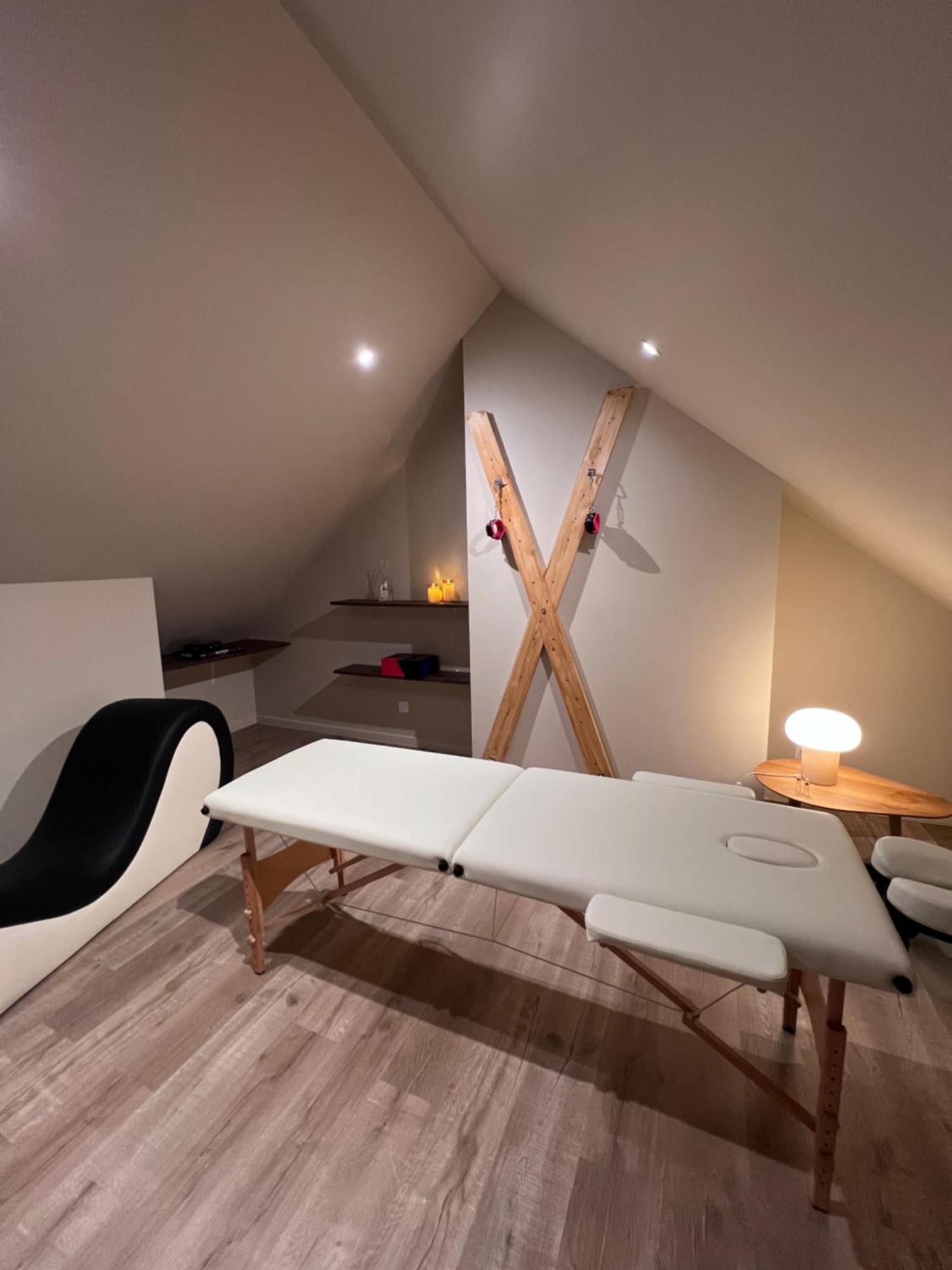 Eden Room - Luxe, Balneo & Sauna Le Mans Bagian luar foto